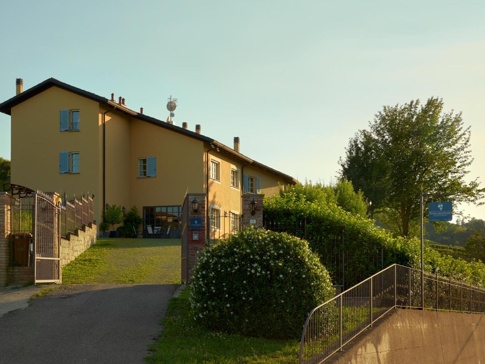 Vigna Dell'Acqua Villa Santo Stefano Belbo Eksteriør bilde
