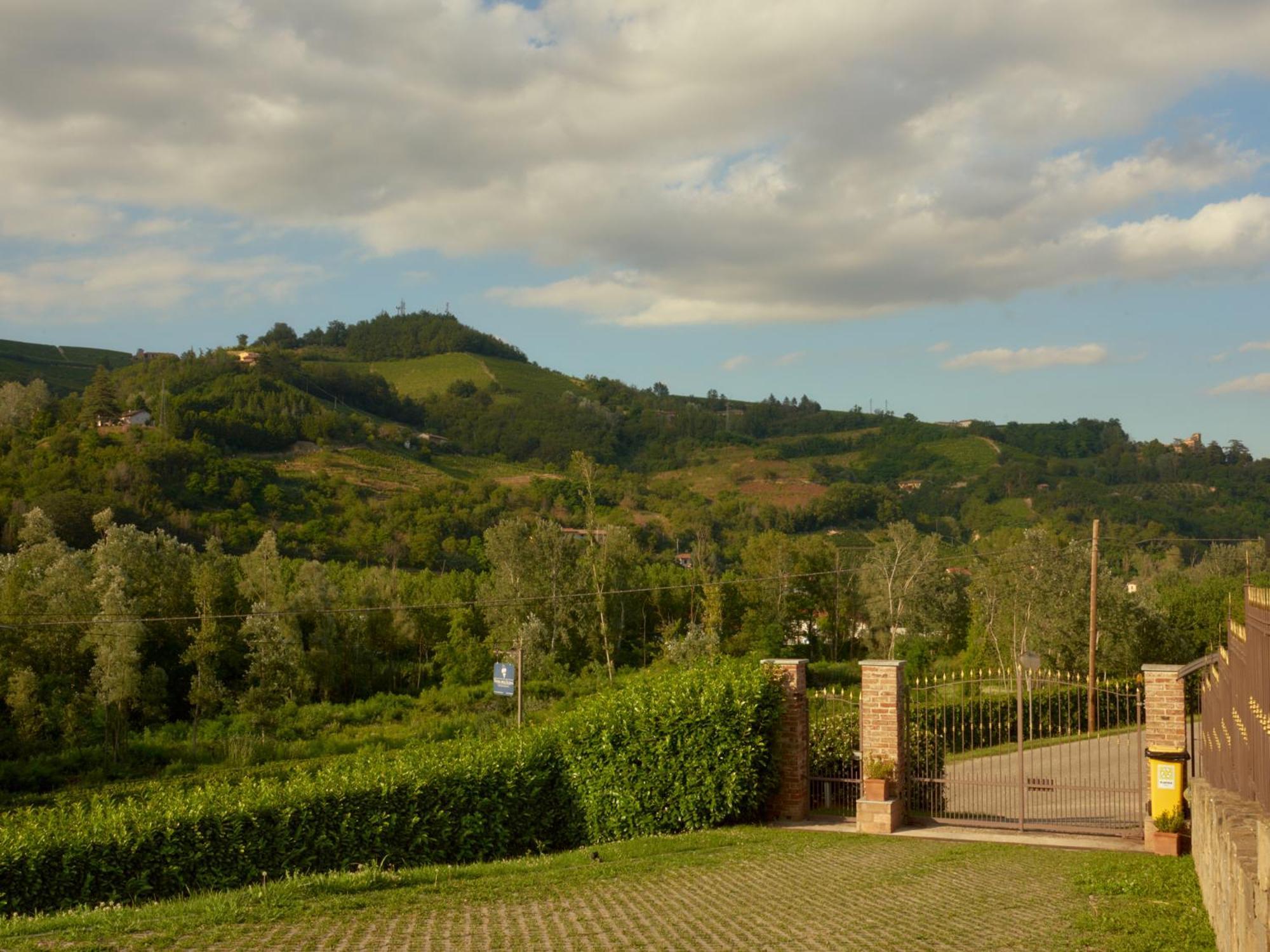 Vigna Dell'Acqua Villa Santo Stefano Belbo Eksteriør bilde